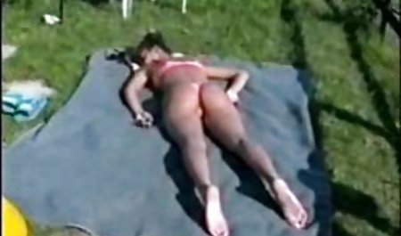 Samantha Saint cinsel olgun türbanlı kadın pornosu tatmin büyük eşek alır