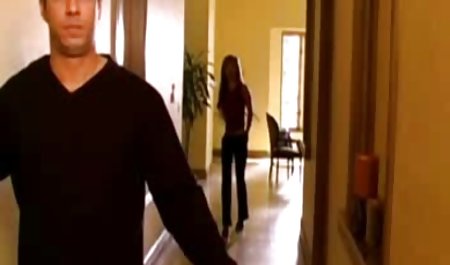 Lezzetli tombul teen büyük Göğüsleri ile kedi oynuyor ve türk porn mature