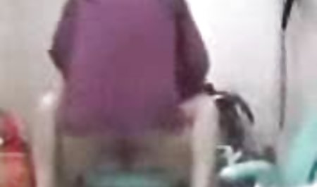 Vicky aşk arkadaşlarıyla dışarı asılı Fucks mature türk porn