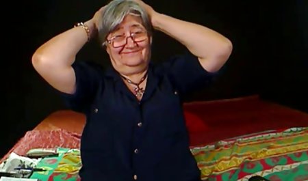 Müşteriler bozma köylü olgun kadın pornosu baskın masöz orgazm