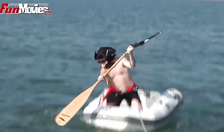 Kanepede güzel busty Çek kız olgun turk sexs Sikikleri